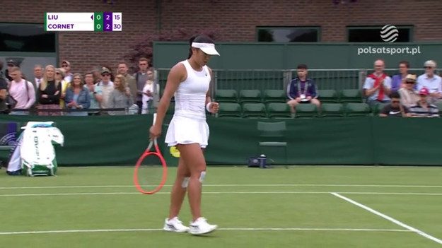 Skrót meczu drugiej rundy Wimbledonu Claire Liu - Alize Cornet 0:2 (3:6, 3:6).