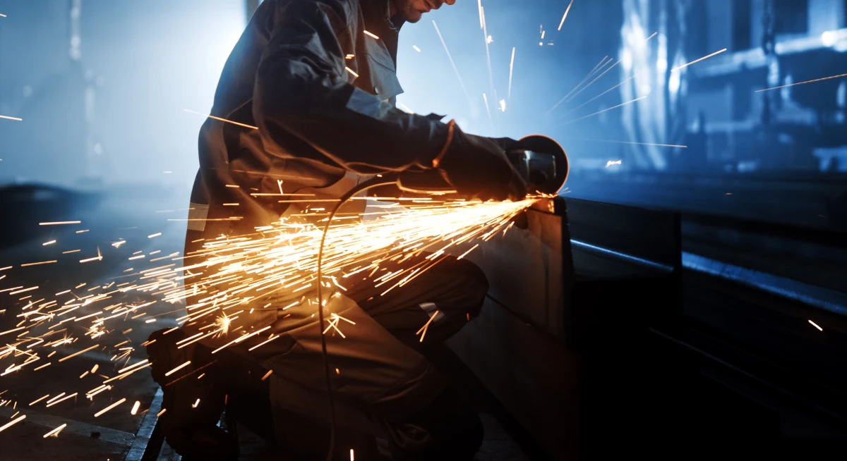 Komisja Europejska poinformowała w czwartek, że zatwierdziła polski program pomocy publicznej dla firm dotkniętych inwazją Rosji na Ukrainę w wysokości 1,2 mld euro (5,5 mld złotych). Program został zatwierdzony w ramach tymczasowych ram kryzysowych.