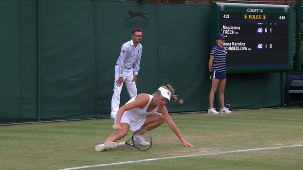 Wszystkie mecze Wimbledonu zobaczysz na sportowych kanałach Polsatu i na platformie Polsat Box Go. 
Skróty i najciekawsze zagrania z turnieju obejrzysz w Interii Sport.

KLIKNIJ TUTAJ I ZOBACZ SKRÓTY ORAZ NAJCIEKAWSZE MOMENTY WIMBLEDONU 2022.

Obserwuj Interię Sport i kibicuj Polakom!