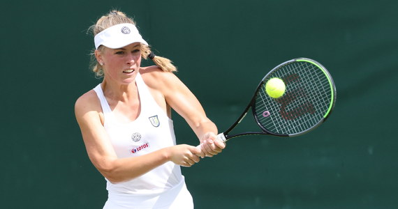 Magdalena Fręch znakomicie spisuje się w tegorocznym Wimbledonie. Polka wraz z Brazylijką Beatriz Haddad Maią awansowały do 1/8 finału debla. W piątek pokonały Słowaczkę Viktorię Kuzmovą i Holenderkę Arantxę Rus 6:4, 5:7, 6:3.