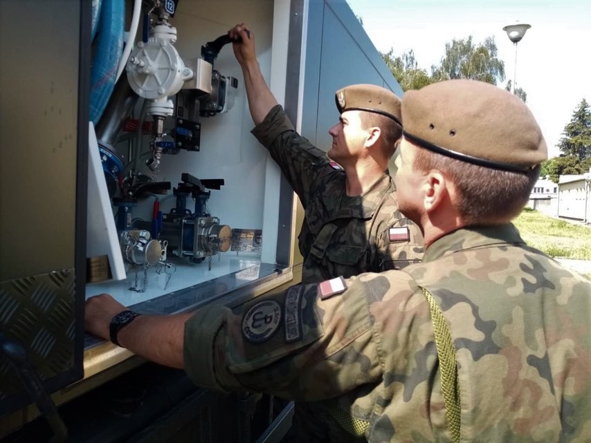 /Twitter/MariuszBlaszczak /