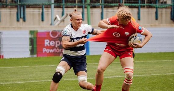 Reprezentacja Polski w rugby 7 kobiet zapewniła sobie awans do półfinału drugiego turnieju mistrzostw Europy, rozgrywanego w Krakowie. „Biało-czerwone” w starciu o finał zmierzą się ze Szkocją, z którą tydzień temu w Lizbonie wygrały w decydującej batalii. Reprezentacja mężczyzn po przegranej i remisie powalczy o 9. pozycję w turnieju.