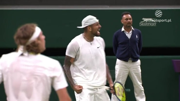 Skrót meczu Nick Kyrgios - Stefanos Tsitsipas 3:1 (6:7, 6:4, 6:3, 7:6) w trzeciej rundzie Wimbledonu.

Wszystkie mecze Wimbledonu zobaczysz na sportowych kanałach Polsatu i na platformie Polsat Box Go. 

Skróty i najciekawsze zagrania z turnieju obejrzysz w Interii Sport.

KLIKNIJ TUTAJ I ZOBACZ SKRÓTY ORAZ NAJCIEKAWSZE MOMENTY WIMBLEDONU 2022.

Obserwuj Interię Sport i bądź na bieżąco!
