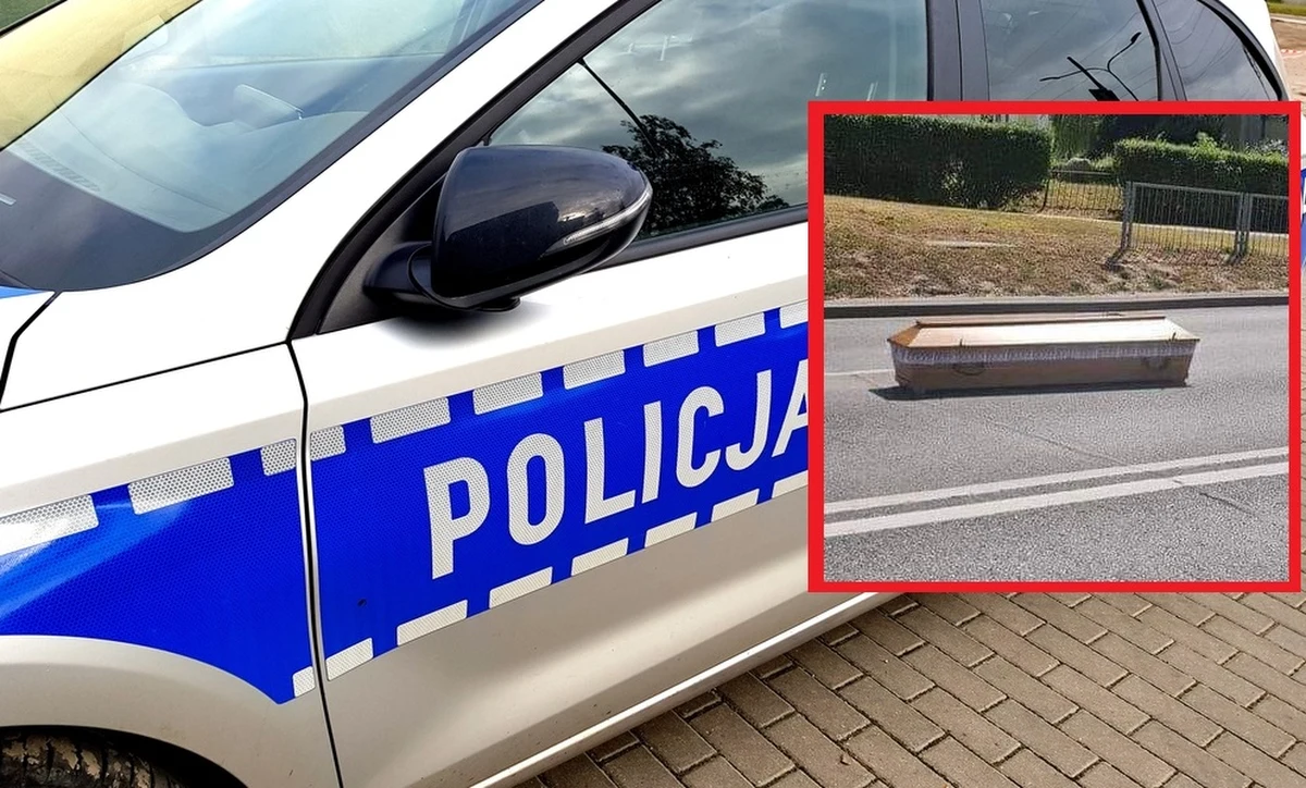 ​Pusta czy pełna oto jest pytanie? Policja w Puławach wyjaśnia, czy trumna, która wypadła w piątek z karawanu tuż obok skrzyżowania ulicy Piaskowej z Pustą była pełna czy nie. Zdjęcie trumny leżącej na ulicy pojawiło się w sieci. Wstępne czynności wskazują, że była pusta.