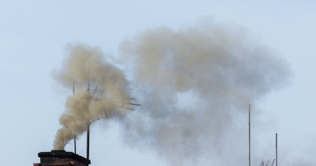 Zakaz palenia w "kopciuchach". Nowe przepisy w kolejnym województwie