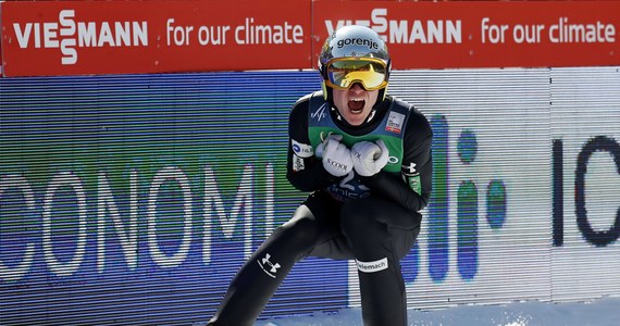 Międzynarodowa Federacja Narciarstwa i Snowboardu (FIS) postanowiła na wtorkowym posiedzeniu podwyższyć o dziesięć procent premie dla sportowców uczestniczących w sezonie 2022/23 w zawodach pod jej egidą.