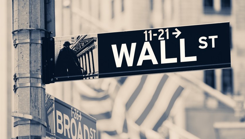 Wall Street berayun lebih tinggi, Nasdaq berakhir di wilayah positif