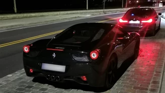 Wrocław: Pędził ferrari po centrum miasta. Skończyło się wysokim mandatem