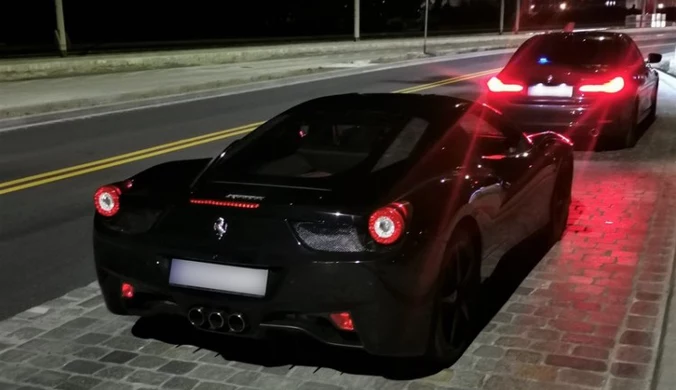 Wrocław: Pędził ferrari po centrum miasta. Skończyło się wysokim mandatem