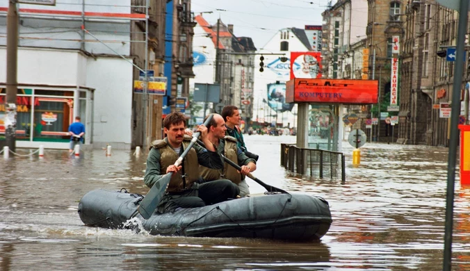25 lat od "powodzi stulecia". "Nie można wykluczyć, że sytuacja się nie powtórzy"