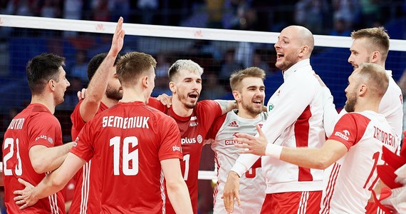 Reprezentacja Polski siatkarzy zrehabilitowała się po porażce z Iranem i w drugim meczu ostatniego turnieju Ligi Narodów w Gdańsku pokonała Chiny 3:0 (26:24, 25:16, 25:18). Zwycięstwo pozwoliło biało-czerwonym awansować na pierwsze miejsce w tabeli.