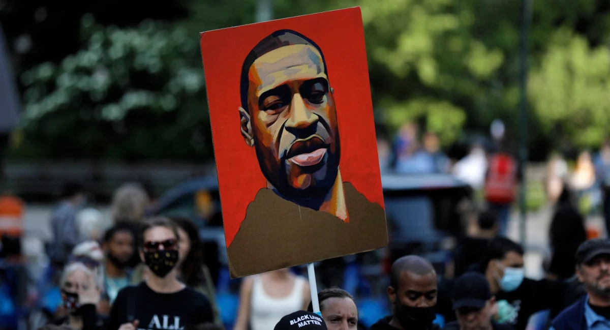 Sąd Federalny w St. Paul w Minnesocie skazał Dereka Chauvina, byłego policjanta, który zabił George'a Floyda w maju 2020 roku, na 21 lat więzienia za złamanie praw obywatelskich Floyda - donosi agencja AP. Chauvin już wcześniej został skazany na 22,5 lat więzienia za zabójstwo mężczyzny.