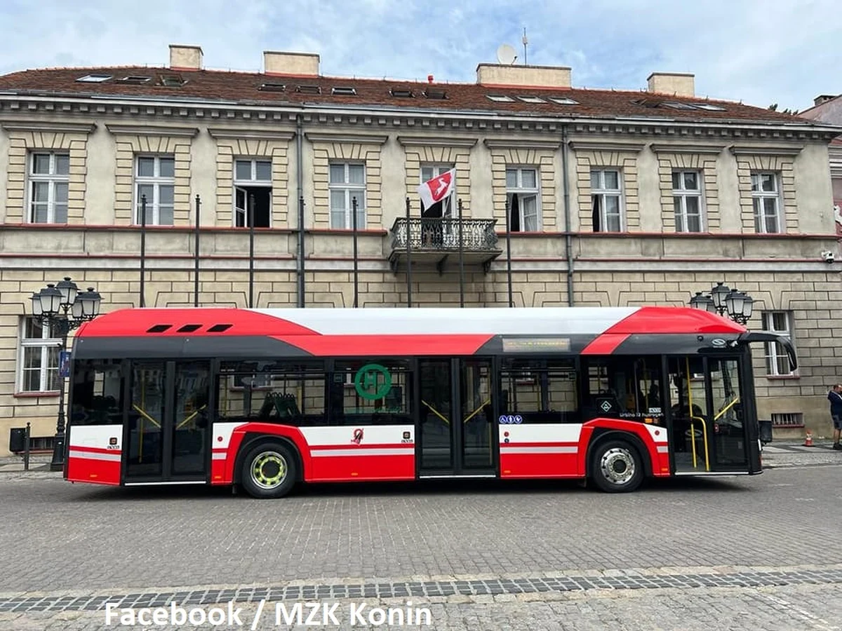 Pierwszy w kraju autobus wodorowy wykorzystywany w komunikacji miejskiej zaczyna w piątek regularne kursy w Koninie (woj. wielkopolskie). W czwartek konińskiemu MZK przekazano pojazd Solaris Urbino 12 hydrogen.