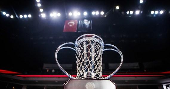 Anwil Włocławek, trzecia drużyna ostatniego sezonu ekstraklasy, jest w gronie 10 ekip, które otrzymały prawo startu w fazie grupowej Pucharu Europy FIBA koszykarzy edycji 2022/23 bez kwalifikacji - poinformowali organizatorzy. Czarni Słupsk zagrają we wrześniu w eliminacjach.