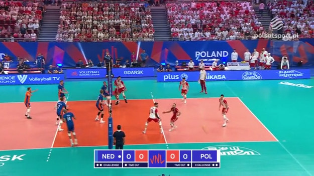 Skrót meczu Ligi Narodów siatkarzy 2022 Polska – Holandia 3:0 (25:19, 25:23, 25:22). Turniej w Gdańsku.