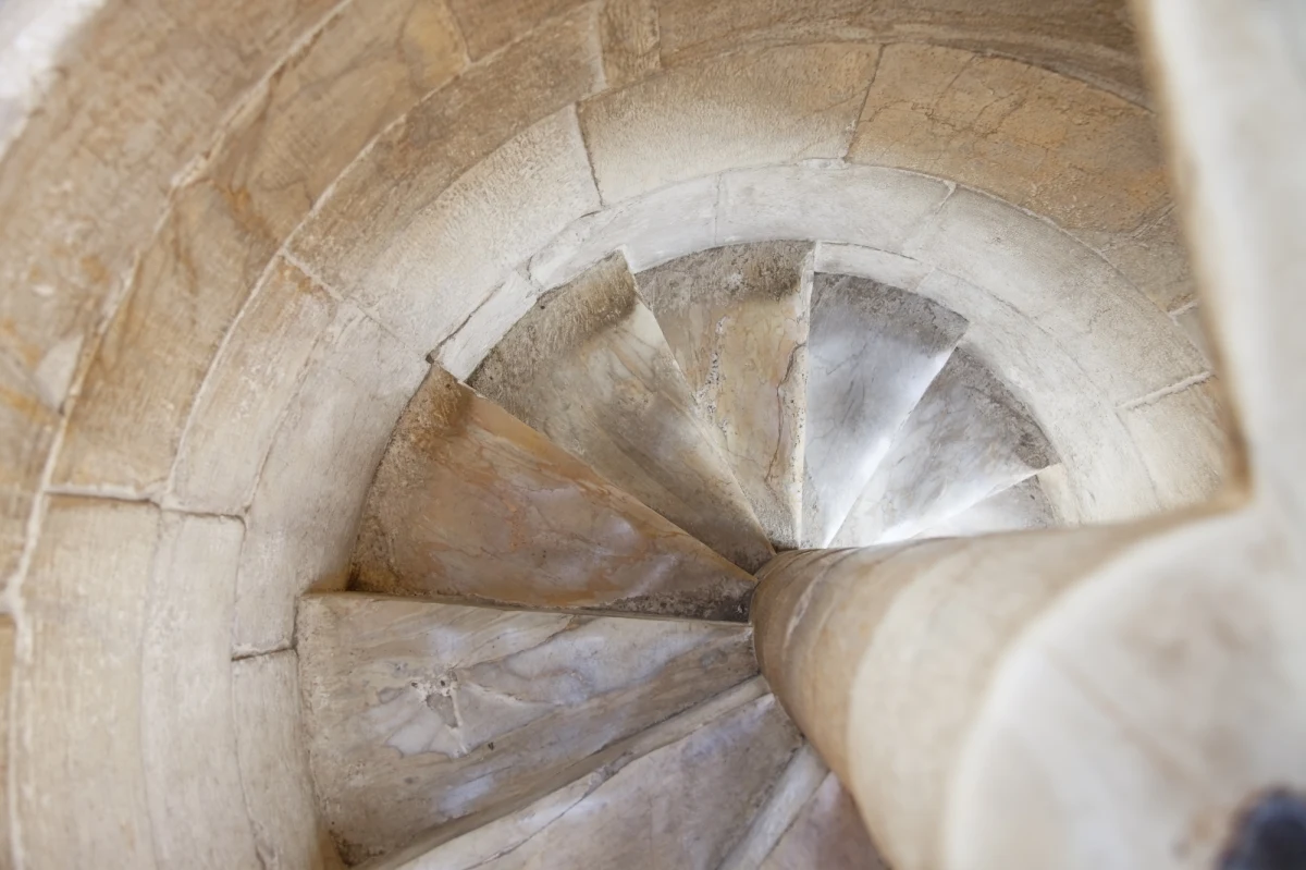 ​To prawdziwa gratka dla turystów. Można już zwiedzać nową atrakcję Leżajska. Chodzi o XVII-wieczną wieżę obronną, z której rozpościera się piękny widok na miasto i okolicę.