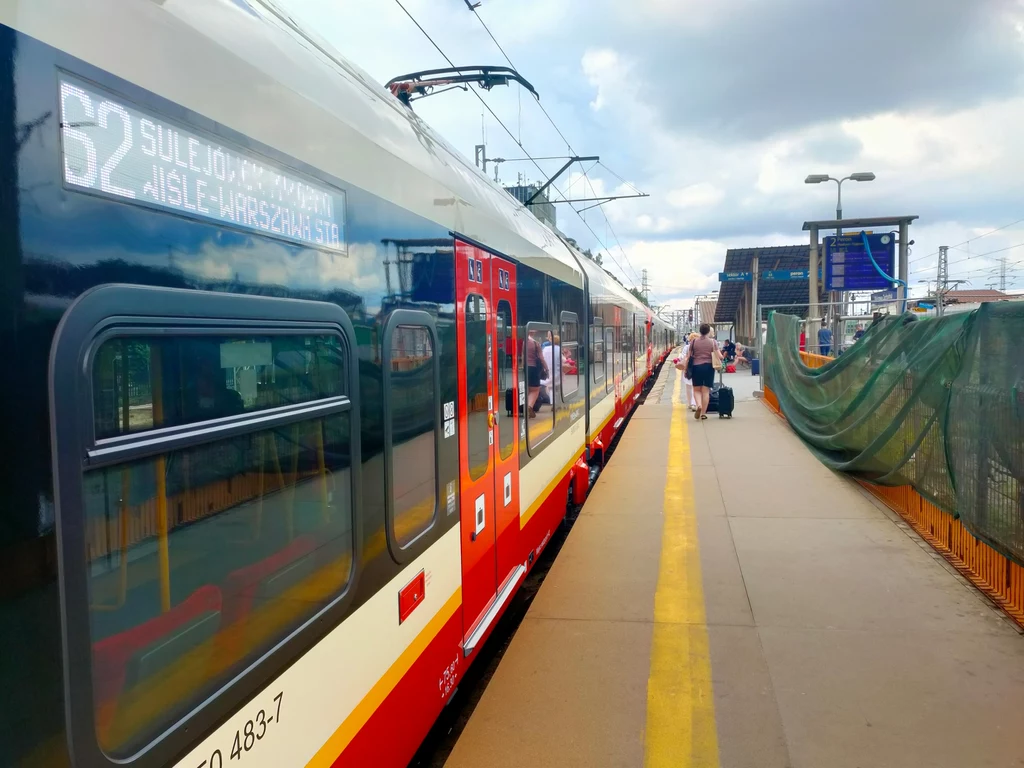 Na stacji Warszawa Zachodnia niemal na każdym kroku widać, że jest ona modernizowana