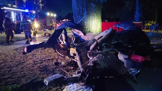 Tragedia na drodze. Auto złamało się w połowie