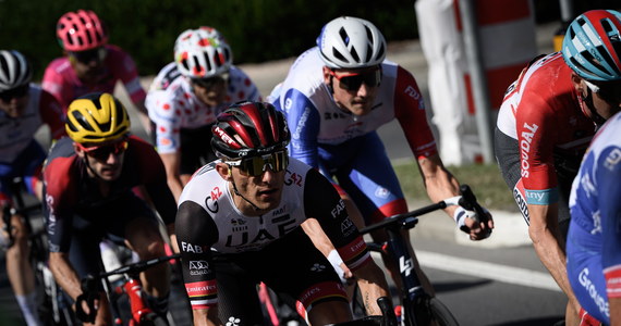 Rafał Majka otrzymał pozytywny wynik testu na koronawirusa, ale jedzie dalej w Tour de France. Z rywalizacji został wycofany Nowozelandczyk George Bennett - kolejny kolarz ekipy UAE.