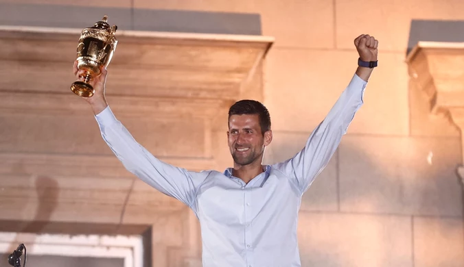 Novak Djoković tłumnie przywitany w kraju