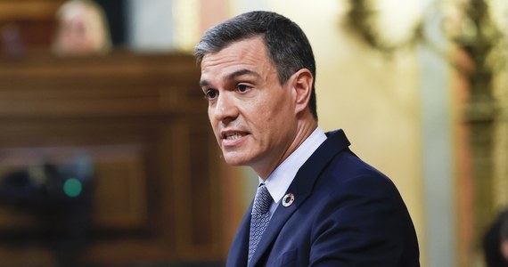 Premier Hiszpanii Pedro Sanchez ogłosił podczas wtorkowego posiedzenia Kongresu Deputowanych, niższej izby parlamentu, program służący walce z nasilającą się w kraju inflacją. Opiera się on głównie na nowych obciążeniach fiskalnych dla sektora bankowego i spółek energetycznych.