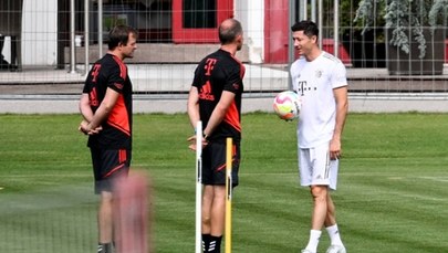 Lewandowski wznowił treningi z Bayernem. Co z transferem do Barcelony?