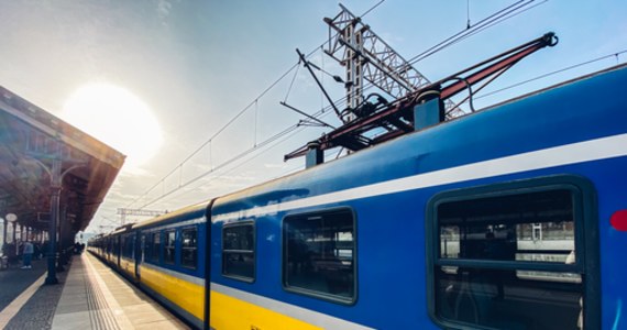 Od sierpnia wzrosną ceny biletów kolejowych w tzw. Taryfie Pomorskiej. Obowiązuje ona w pociągach PKP Szybkiej Kolei Miejskiej w Trójmieście i POLREGIO. Bilety zdrożeją średnio o 15 proc. 

