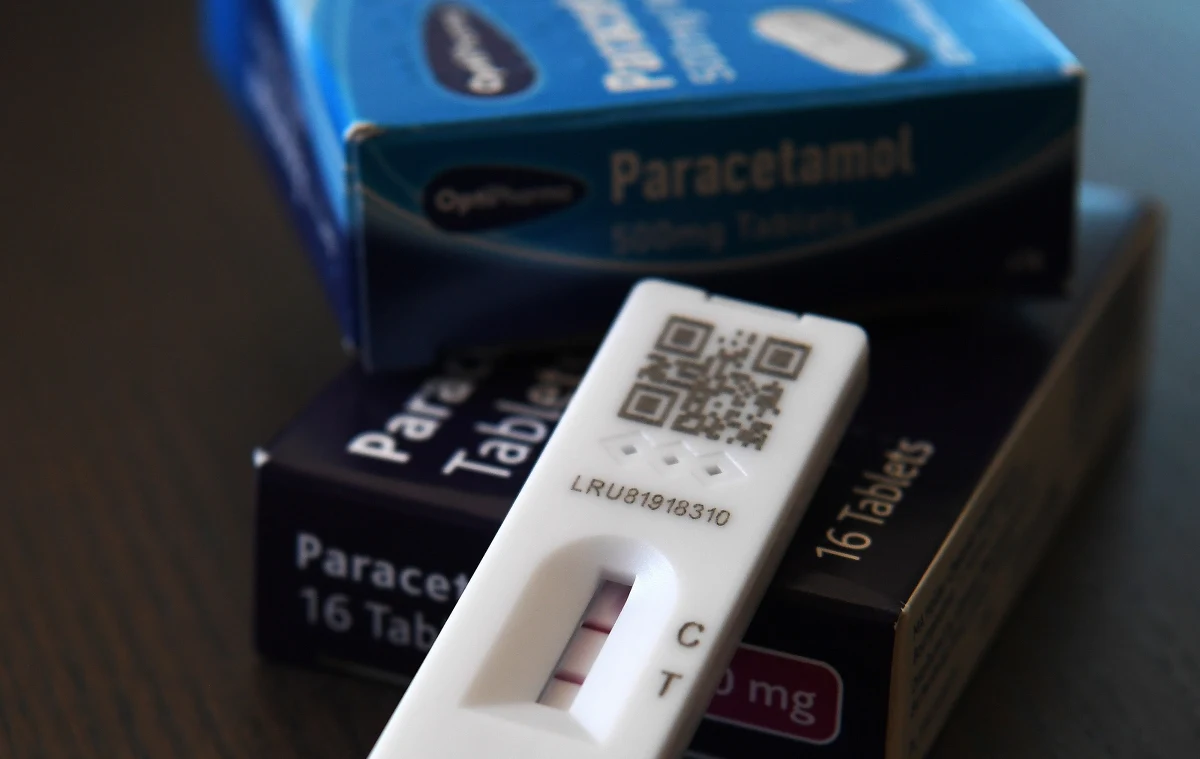 Przymusowa izolacja jest jak areszt domowy, to niezgodne z konstytucją - orzekł Trybunał Konstytucyjny Portugalii. Uznał w ten sposób za niezgodne z ustawą zasadniczą obowiązujące w latach 2020-21 decyzje rządu nakazujące przymusowe izolowanie obywateli z powodu pandemii Covid-19. 