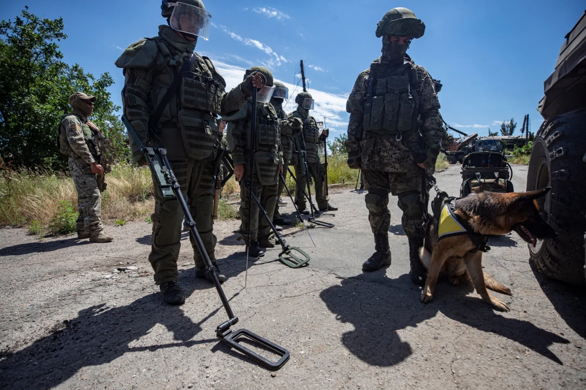 Kreml najwyraźniej zlecił władzom podmiotów Federacji Rosyjskiej tworzenie batalionów ochotniczych, nie decydując się na ogłoszenie częściowej lub pełnej mobilizacji w związku z inwazją na Ukrainę – pisze w najnowszym raporcie amerykański Instytut Badań nad Wojną (ISW).