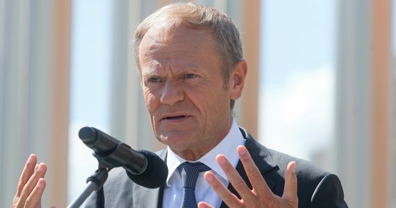 Mam nadzieję, że będziemy w stanie te męki z prezesem NBP Adamem Glapińskim skrócić i to natychmiast po wyborach - powiedział w czwartek lider PO Donald Tusk. Dodał, że według ekspertyz posiadanych przez PO powołanie Glapińskiego było obarczone "nieusuwalną wadą prawną".