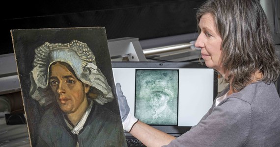 Eksperci ze Szkockiej Galerii Narodowej w Edynburgu odkryli nowy autoportret Vincenta van Gogha, prawdopodobnie namalowany w 1887 roku. Dzieło znajdowało się na odwrocie jego pracy z 1885 r.: „Głowa wieśniaczki w białej czapce”.