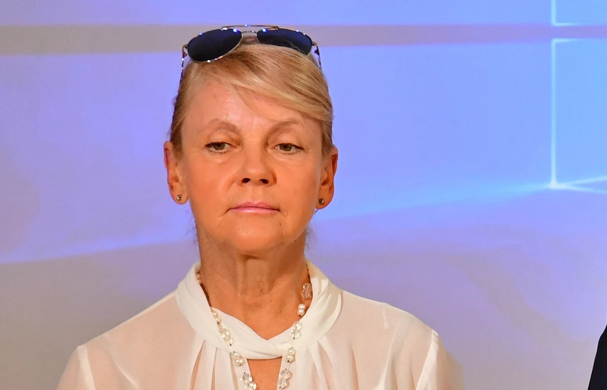 Prokuratura zajmuje się wpisem radnej PiS Małgorzaty Jacyny-Witt. Chodzi o drwiny z niepełnosprawności Jana Filipa Libickiego. Śledczy wezwali senatora na przesłuchanie - informuje Onet. Jacyna-Witt kilka dni temu została zawieszona w prawach członka Prawa i Sprawiedliwości w związku ze swoimi wpisami w mediach społecznościowych.