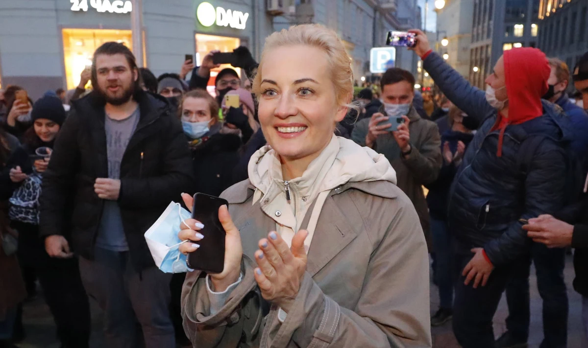 Julia Nawalna, żona rosyjskiego opozycjonisty Aleksieja Nawalnego przybyła w lipcu do Kiszyniowa, i jak napisała w mediach społecznościowych stała się rzekomo celem kontroli ze strony mołdawskich służb.