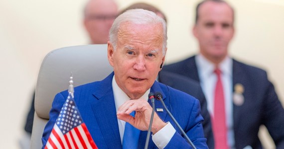 Stany Zjednoczone nie odstąpią od Bliskiego Wschodu, ponieważ pozostawioną próżnię wypełniłyby Chiny, Rosja lub Iran - powiedział w sobotę prezydent USA Joe Biden, cytowany przez amerykański serwis informacyjny Axios. Biden wziął udział w zorganizowanym w Arabii Saudyjskiej szczycie przywódców dziewięciu państw regionu.