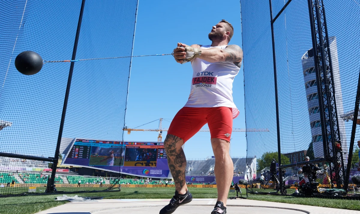 Wielki sukces Polaków w konkursie rzutu młotem w lekkoatletycznych mistrzostwach świata w amerykańskim Eugene. Paweł Fajdek zdobył złoty medal, a Wojciech Nowicki – srebrny. 