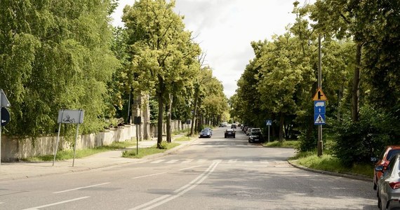 Ulica Telefoniczna, na odcinku od al. Palki do wiaduktu, doczeka się kompleksowego remontu. Pierwsze zmiany już od poniedziałku - 18 lipca.