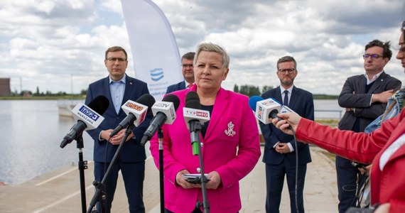To już oficjalne: była prezes Baltic Power oraz Orlen Neptun Anna Łukaszewska-Trzeciakowska objęła funkcję wiceministra klimatu i środowiska. W Grupie Orlen odpowiadała ona za rozwój projektów morskiej energetyki wiatrowej.