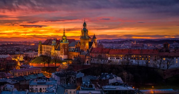 Kraków znalazł się wśród 15 najlepszych turystycznie miast w Europie według czytelników amerykańskiego magazynu "Travel+Leisure". Stolica Małopolski w rankingu znalazła się wyżej niż m.in. Madryt, Wiedeń czy Salzburg.