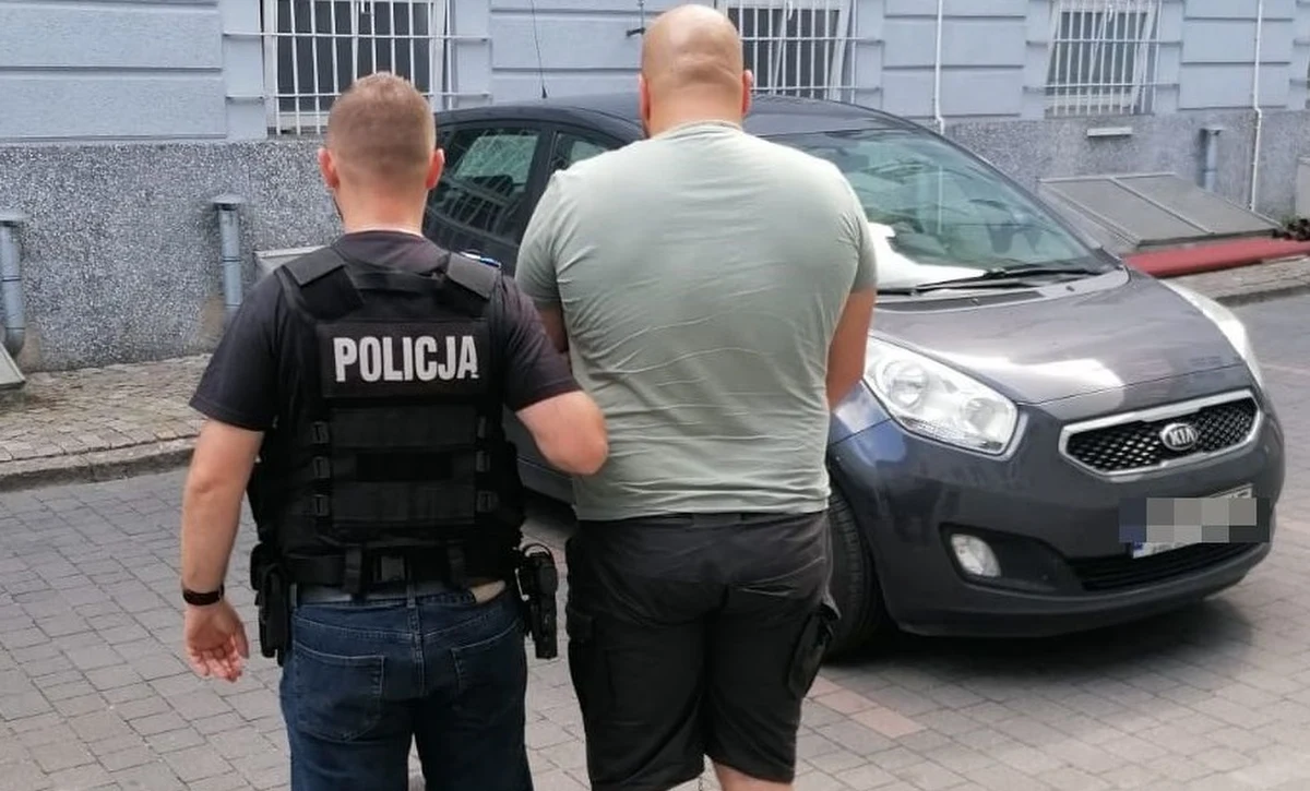 Policja zatrzymała 6 kolejnych osób po burdach podczas meczu Lechii Gdańsk z Akademiją Pandev. Do zamieszek doszło 7 lipca, gdy - w ramach eliminacji Ligi Konferencji Europy - Lechia Gdańsk na własnym boisku podejmowała zespół z Macedonii.