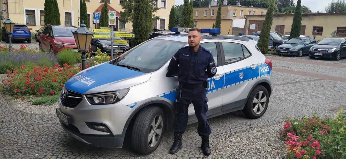 Pił cały dzień, wsiadł do auta i odjechał. Po krótkim pościgu jazdę uniemożliwił mu policjant z posterunku w Ustroniu Morskim. Funkcjonariusz zareagował, mimo że miał akurat wolne od służby. Okazało się, że 35-letni kierujący miał 3 promile alkoholu w organizmie.