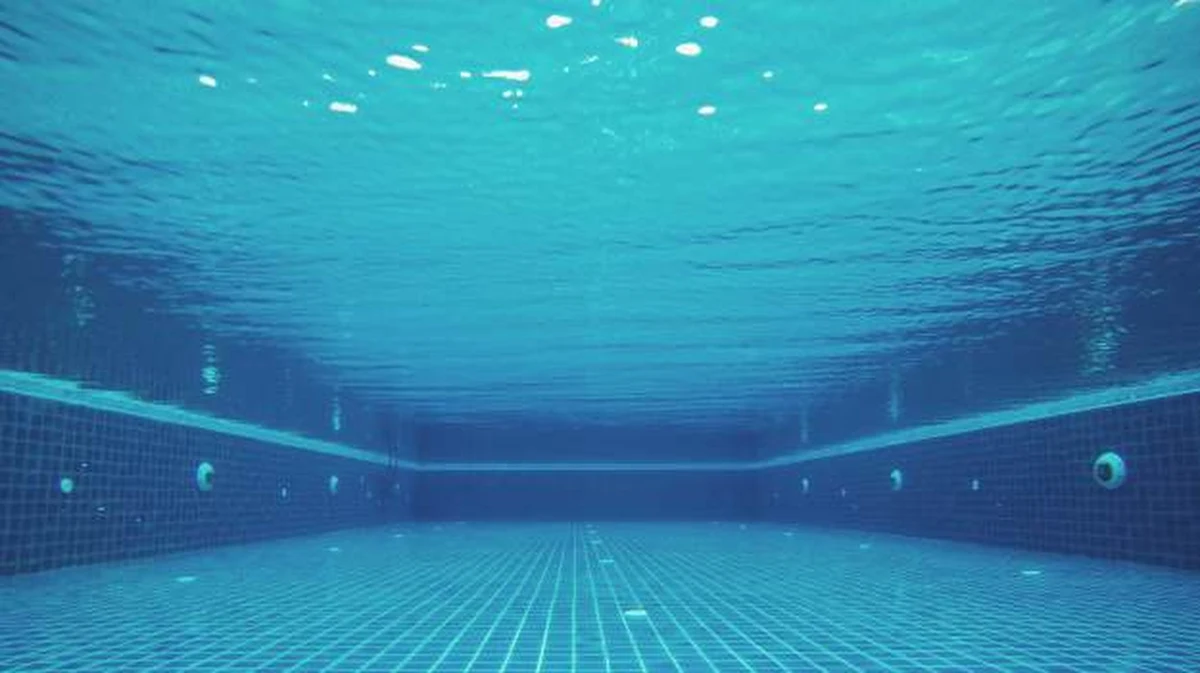 Wrocławska policja i prokuratura wyjaśniają sprawę podejrzenia o przestępstwo seksualne wobec dziecka w tamtejszym Aquaparku. Zatrzymano mężczyznę, który mógł mieć bezpośredni związek z tym zdarzeniem. Trwają przesłuchania.