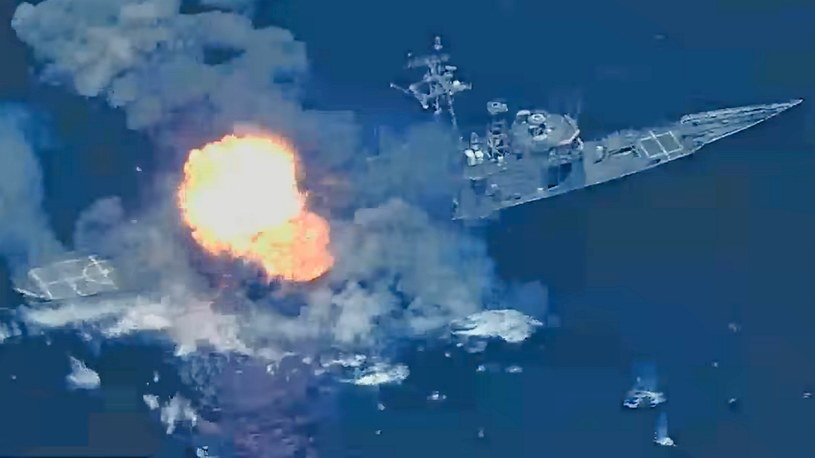 Stany Zjednoczone obecnie przeprowadzają ogromne manewry o nazwie RIMPAC 2022, w trakcie których trafiono pociskiem i całkowicie zniszczono fregatę typu Oliver Hazard Perry. Opublikowano nagranie z tego wydarzenia.