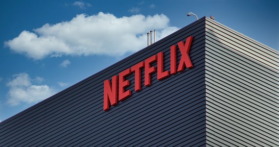 Trudne czasy dla Netflixa. Platforma od kwietnia do lipca straciła prawie milion subskrybentów. Firma zapowiada wprowadzenie tańszej opcji z reklamami.