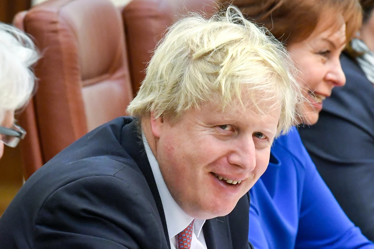 Boris Johnson wystąpił dziś po raz ostatni w roli premiera przed brytyjską Izbą Gmin. Polityk podsumował swoją kadencję i przekazał rady następcom. Wystąpienie zakończył słowami... "hasta la vista, baby!".
