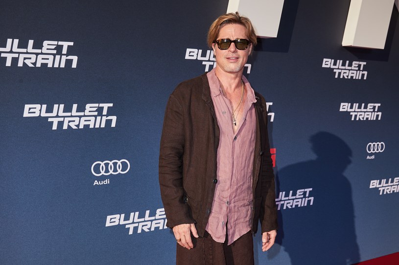 Brad Pitt to aktor, który od lat kradnie serca swoim fankom. Gwiazdor we wtorek pokazał się na premierze filmu "Bullet Train". Swoją kreacją zaskoczył wiele osób...