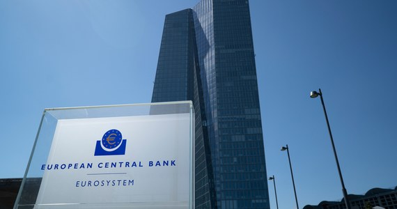 Europejski Bank Centralny podnosi stopy procentowe o pół punktu procentowego. To dwukrotnie więcej niż przewidywały prognozy. To pierwsza podwyżka stóp w strefie euro od 11 lat. 