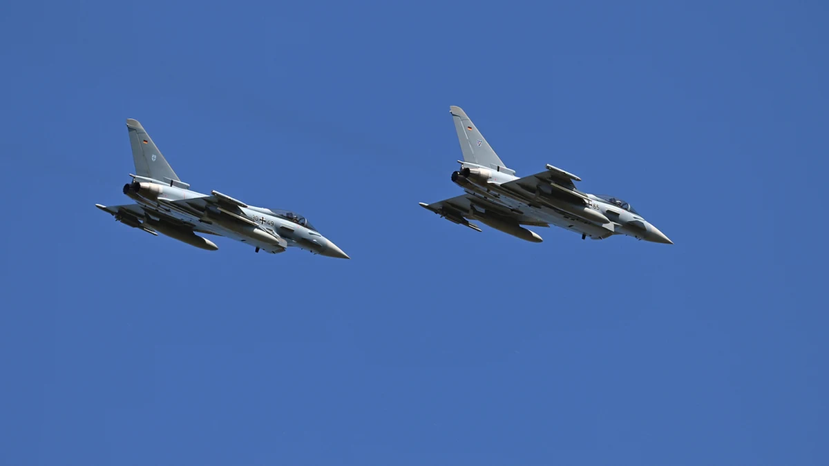 "Państwa zachodnie dyskutują o możliwości dostarczenia Ukrainie myśliwców" - powiedział szef sztabu Sił Powietrznych Stanów Zjednoczonych gen. Charles Brown.