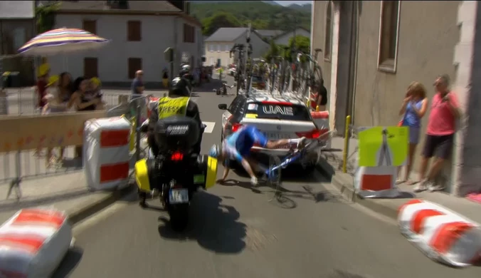Jonas Vingegaard w wielkim stylu zwyciężył w 18. etapie Tour de France. Pogaczar upadł. WIDEO