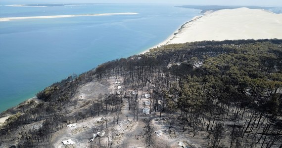 W UE w tym roku spłonęło już 450 tys. hektarów terenu, ponad trzy razy więcej niż średnio w latach 2006-2021 w tym samym okresie - informuje europejski system informacji o pożarach lasów (EFFIS). Do połowy lipca wybuchło prawie 1,9 tyś pożarów, w latach ubiegłych było to średnio 470.