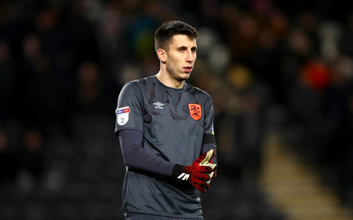 Kamil Grabara przejdzie operację twarzy. Bramkarz FC Kopenhaga i reprezentacji Polski odniósł obrażenia po zderzeniu z rywalem w meczu duńskiej ekstraklasy.